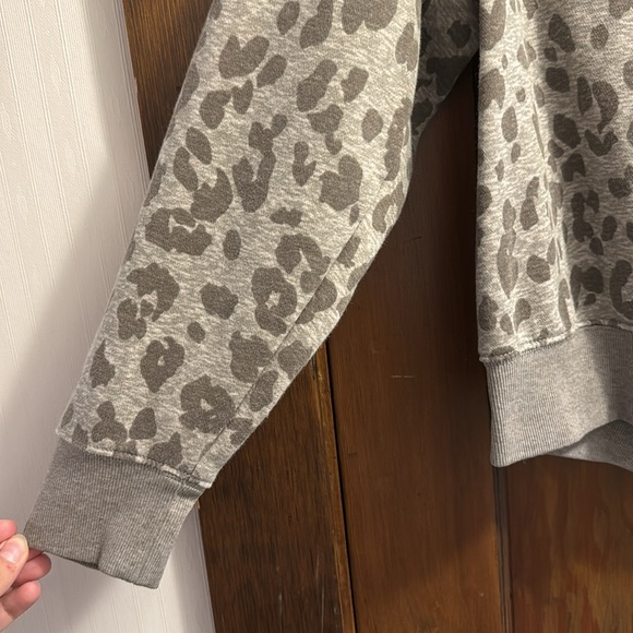 Old Navy Grey Leopard Print Sweatshirt - Picture 3 of 13